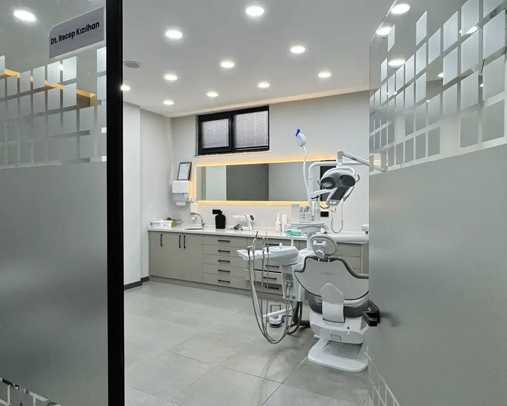 Dent Denizli Diş Kliniği, Denizli İmplant Tedavisi, Denizli Diş Hekimi